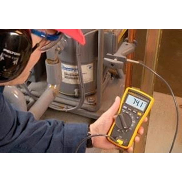  Fluke 116 HVAC Multimeter with Temperature and Microamps