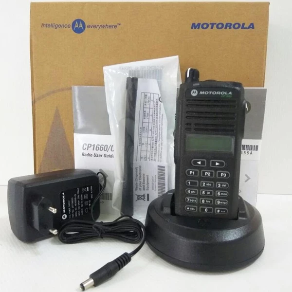 Radio Komunikasi Handy Talky (HT) Motorola Type CP 1660 VHF:136-174 MHz