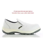 The Price Of Safety JOGGER Shoes X0500 Cheap Hotel Kichen Area 1